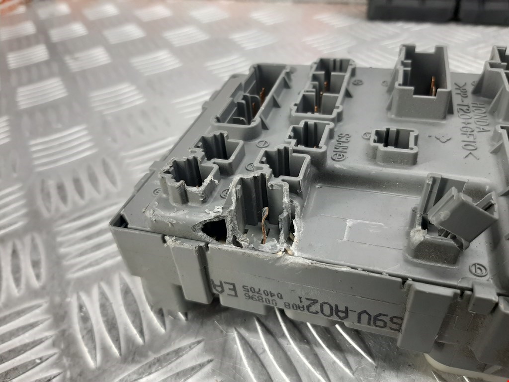 Датчик уровня в бачок омывателя HONDA Pilot 2002-2008