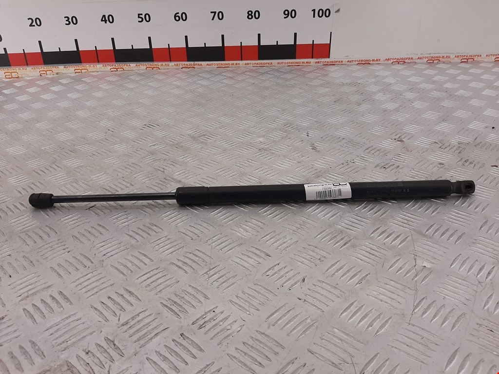 Амортизатор крышки (двери) багажника FORD Explorer 2006-2010