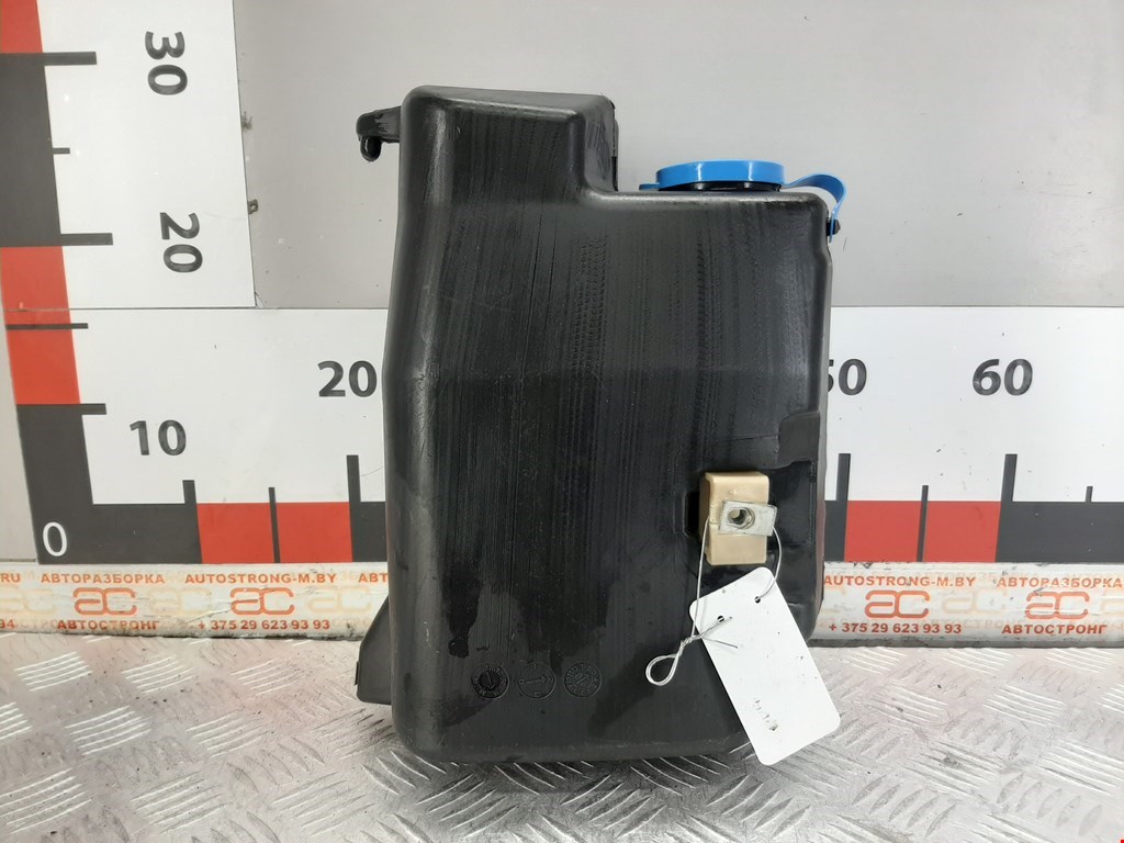 Бачок омывателя NISSAN Armada 2003-2016