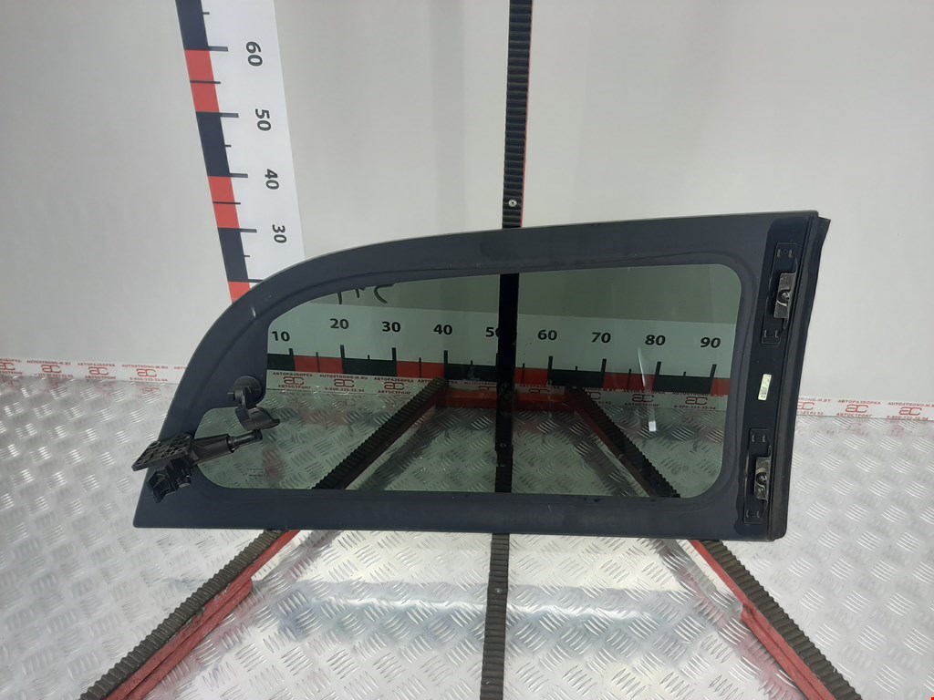 Стекло кузовное глухое левое DODGE Caravan V 2007-2020