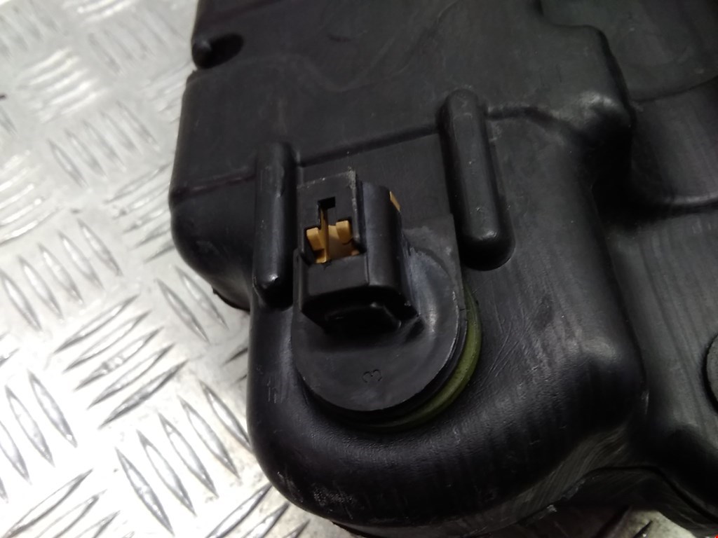 Бачок омывателя NISSAN Armada 2003-2016