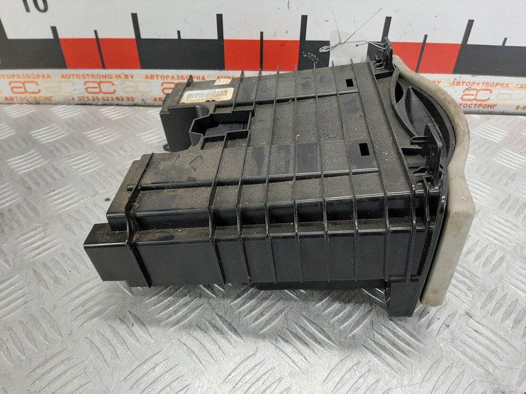 Подстаканник DODGE Caravan V 2007-2020