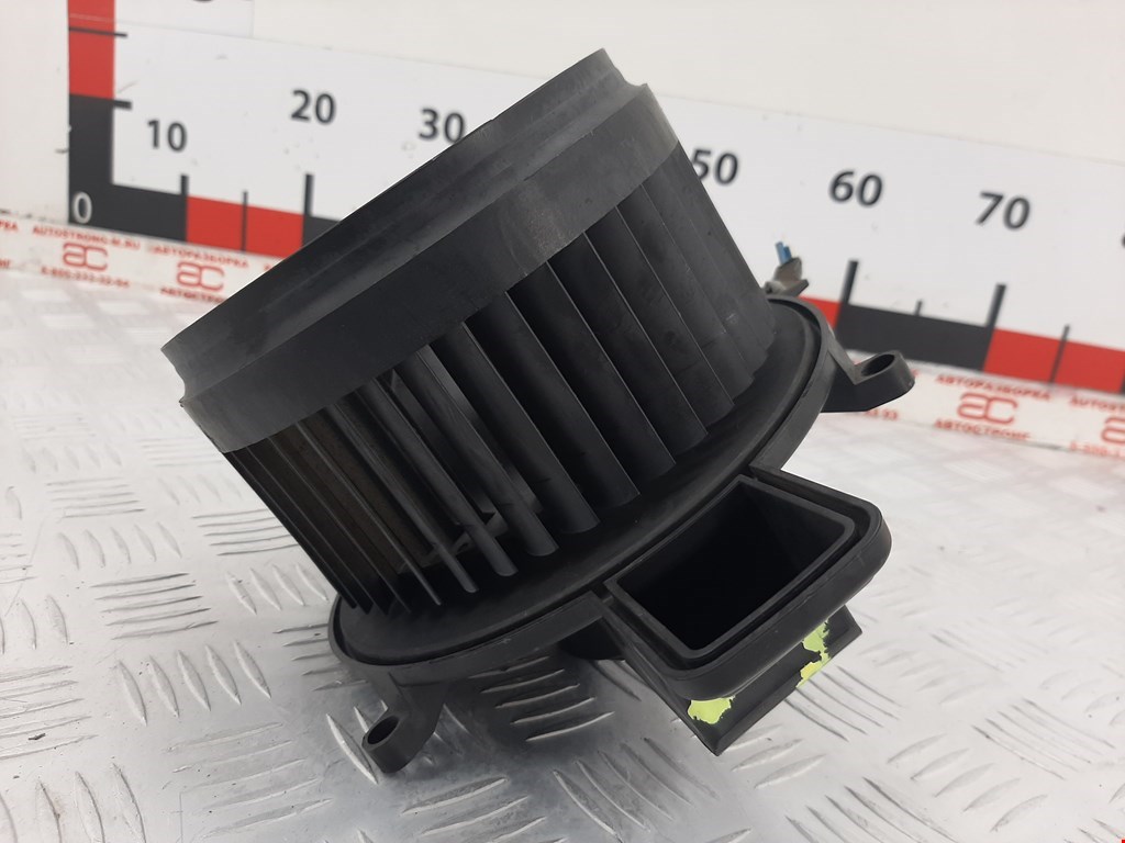 Моторчик (мотор) отопителя салона DODGE Caravan V 2007-2020