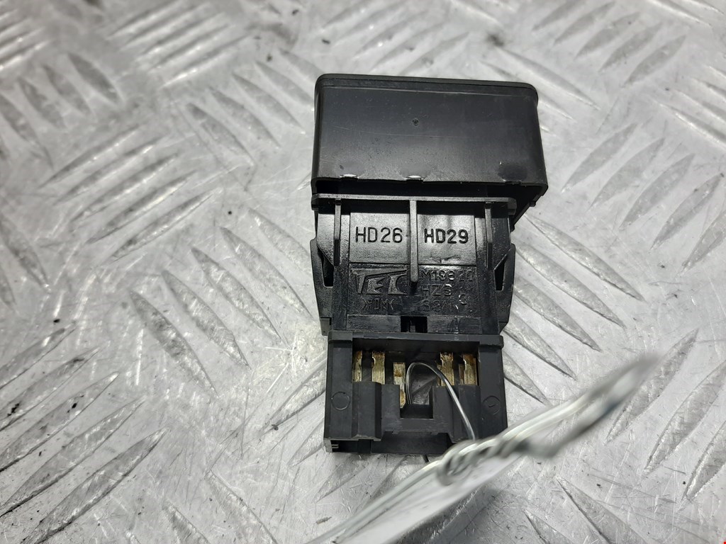 Кнопка аварийной сигнализации (аварийки) HONDA Pilot 2002-2008