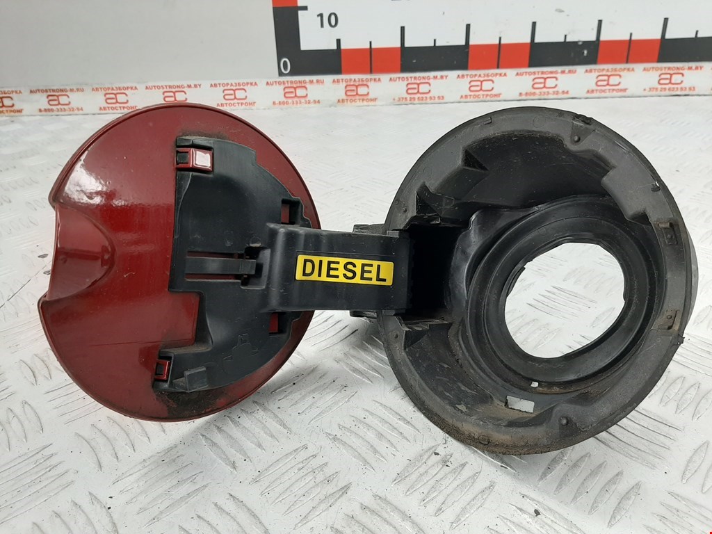 Лючок бензобака CITROEN C3 Picasso 2009-2017