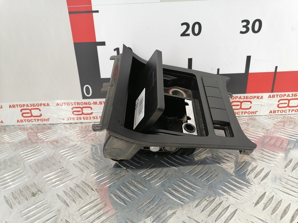 Пепельница передняя VOLKSWAGEN Golf VI 2009-2012
