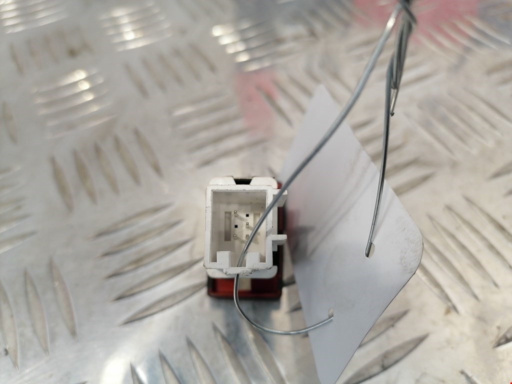 Кнопка аварийной сигнализации (аварийки) VOLKSWAGEN Golf VI 2009-2012