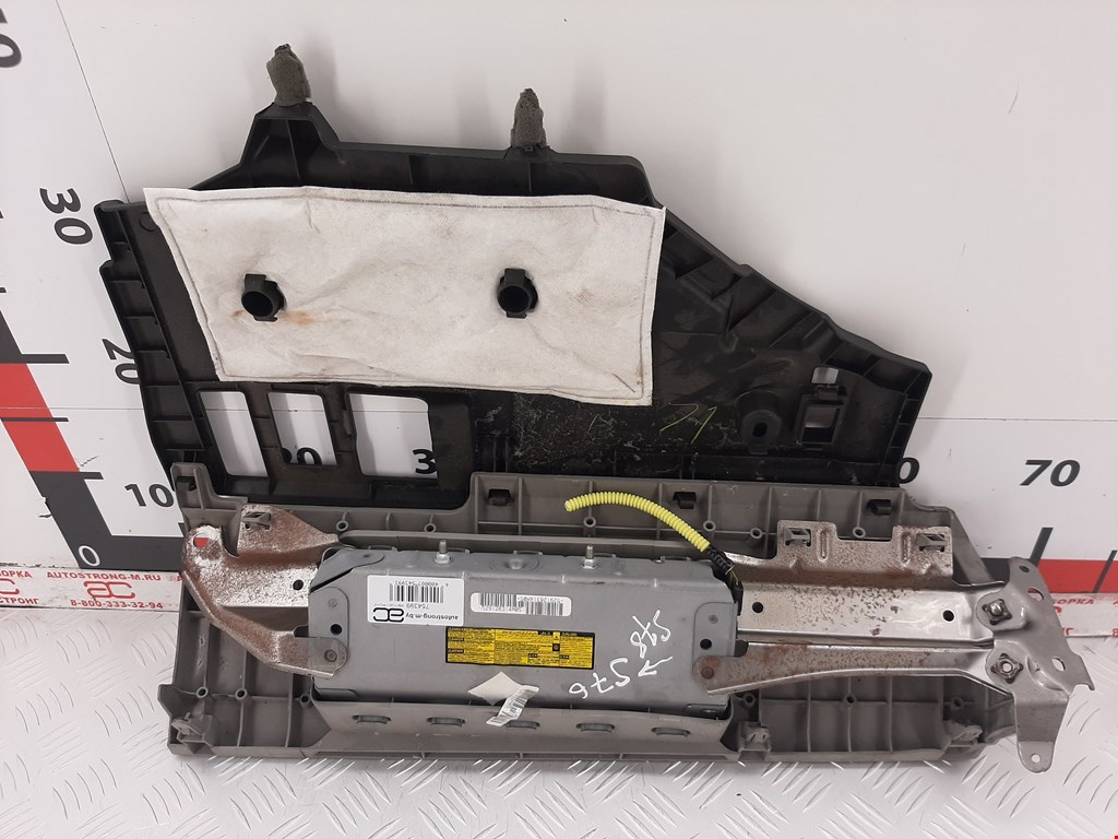 Подушка безопасности пассажирская (в торпедо) TOYOTA Camry XV50 2011-2018