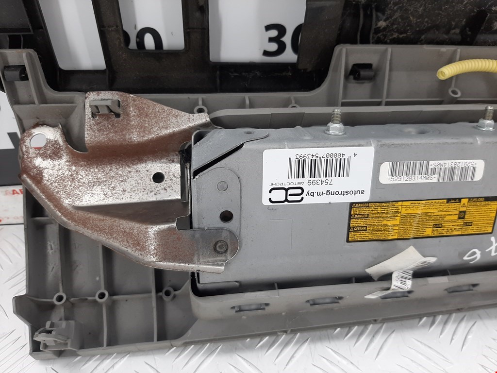 Подушка безопасности пассажирская (в торпедо) TOYOTA Camry XV50 2011-2018