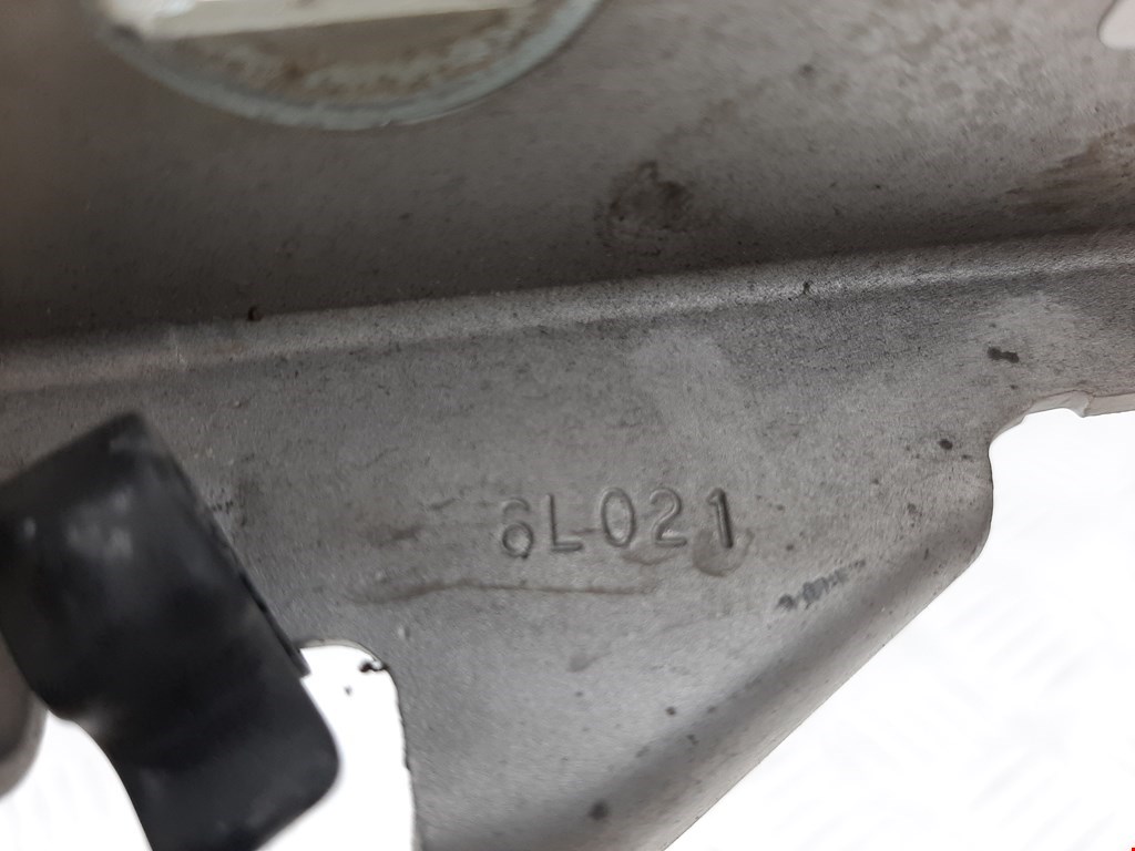 Петля капота левая/правая DODGE Durango II 2003-2009