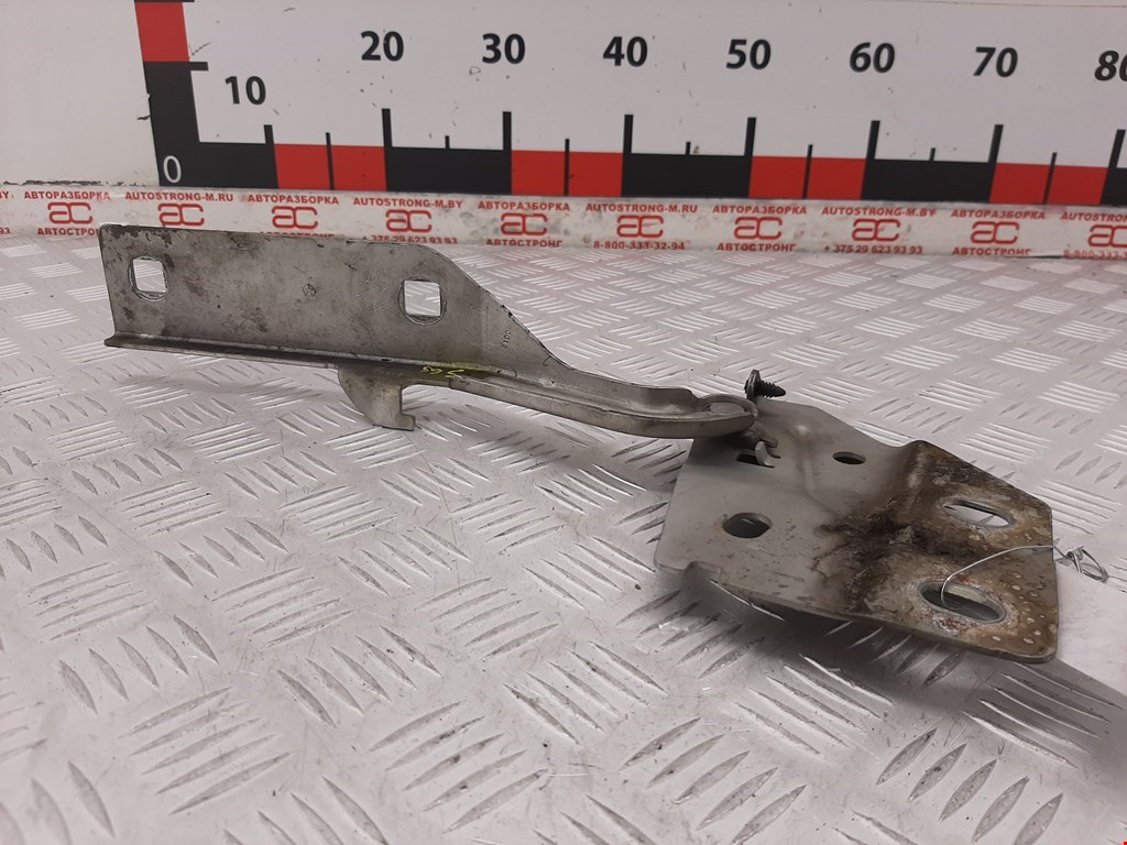 Петля капота левая/правая DODGE Durango II 2003-2009