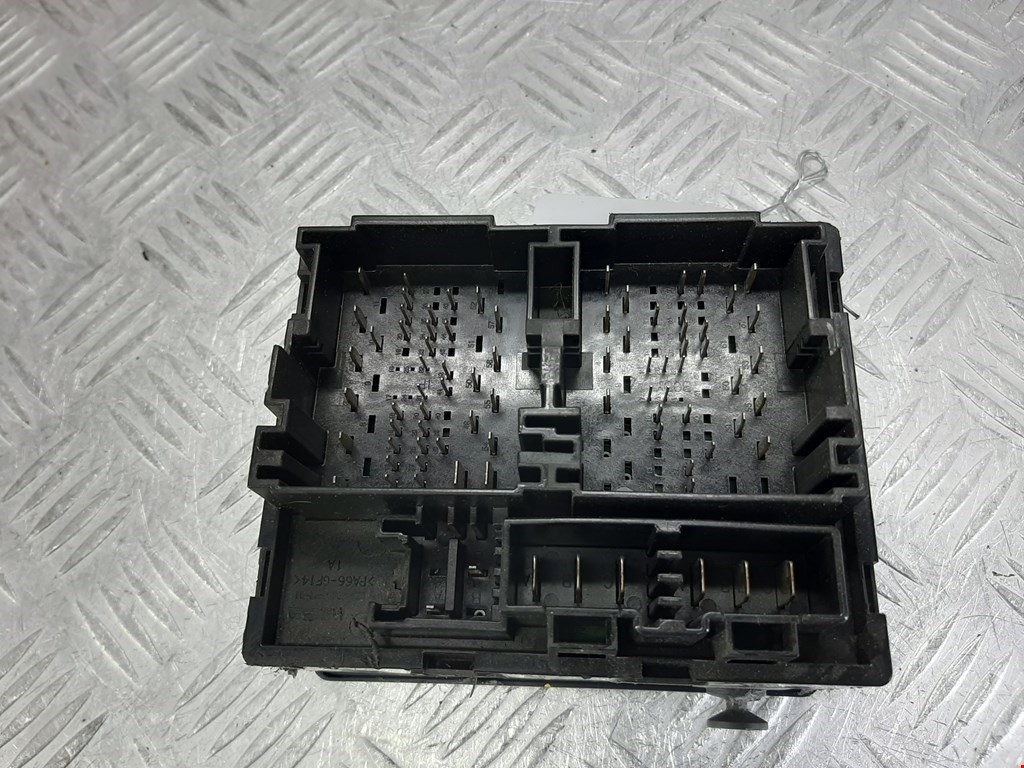 Датчик уровня в бачок омывателя DODGE Journey 2008-2020