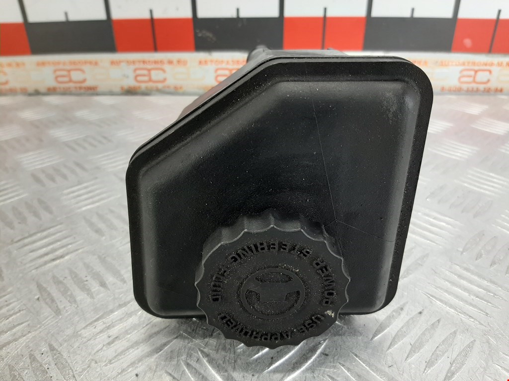 Бачок ГУР (гидроусилителя) CHRYSLER 300 C 2004-2010