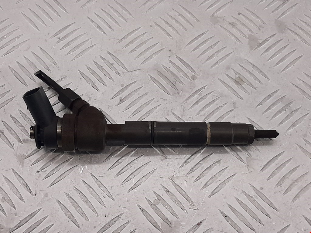 Форсунка дизельная электрическая MERCEDES-BENZ A-Class W169 2004-2012