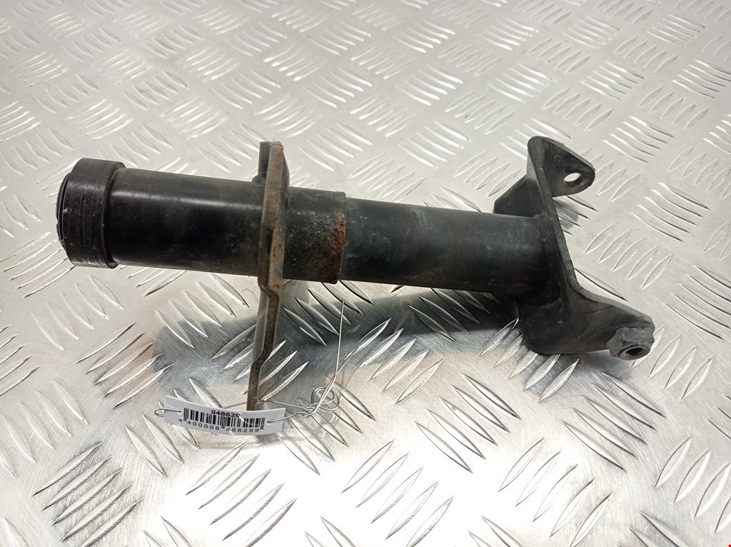 Отбойник бампера передний правый Volkswagen Passat 5 (1996-2000)