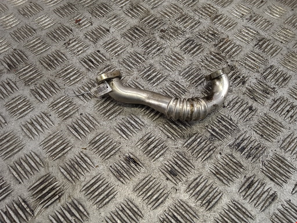 Трубка системы рециркуляции EGR Audi A4 B6 (2000-2006)