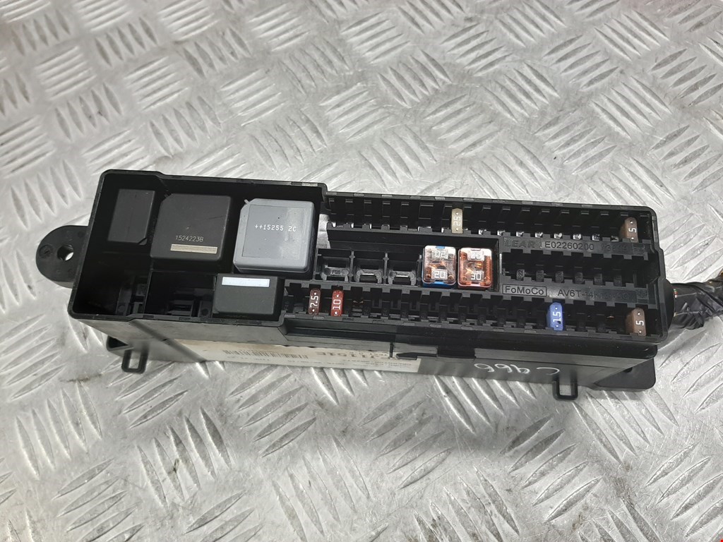 Датчик уровня в бачок омывателя FORD Focus III 2011-2019