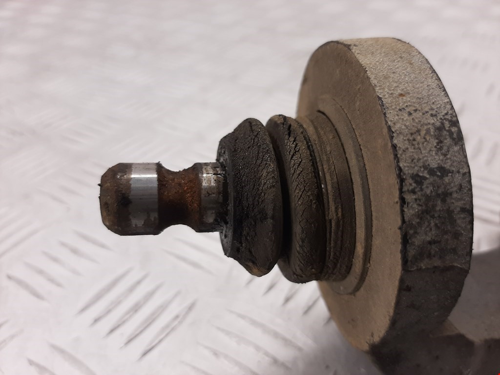 Ступица передняя левая CHEVROLET TrailBlazer 2001-2008