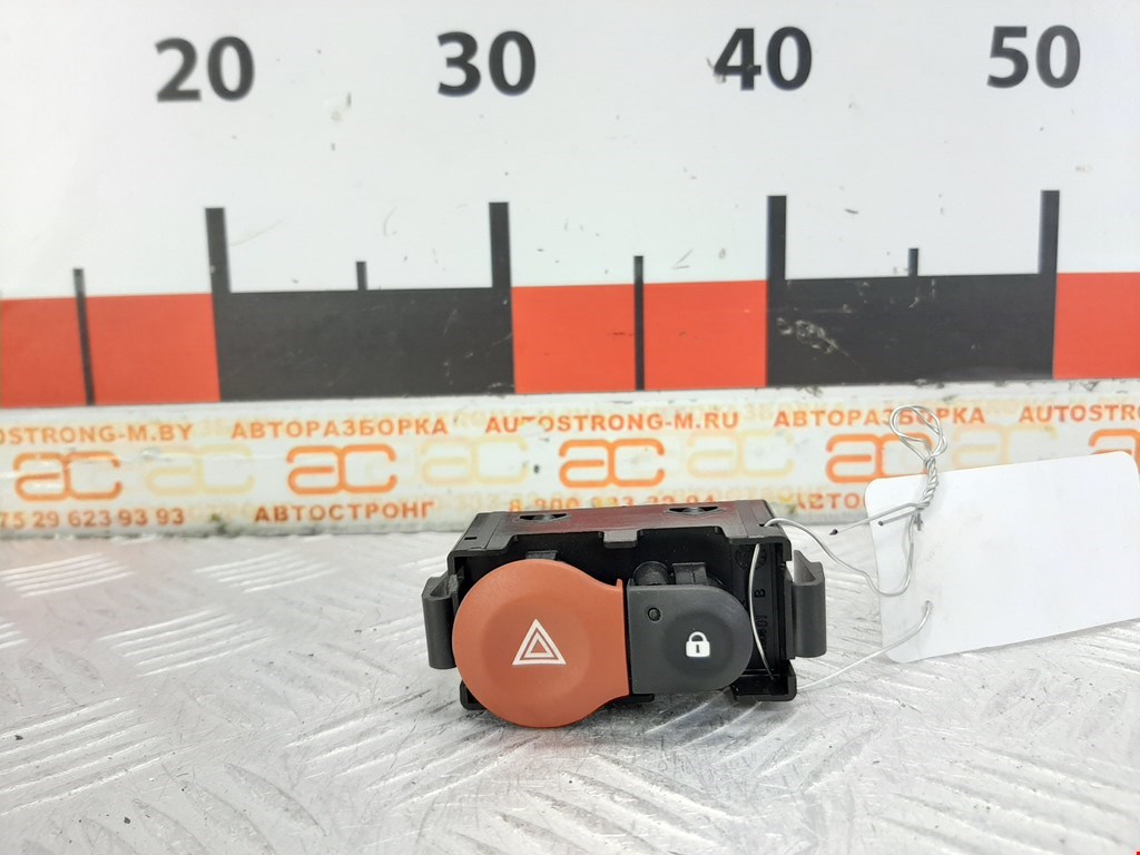Кнопка аварийной сигнализации (аварийки) RENAULT Clio 2005-2012