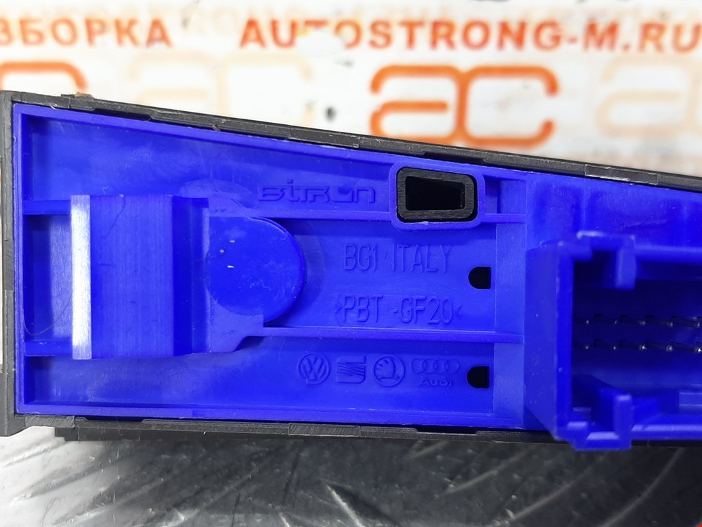 Блок кнопок VOLKSWAGEN Passat B7 2011-2015