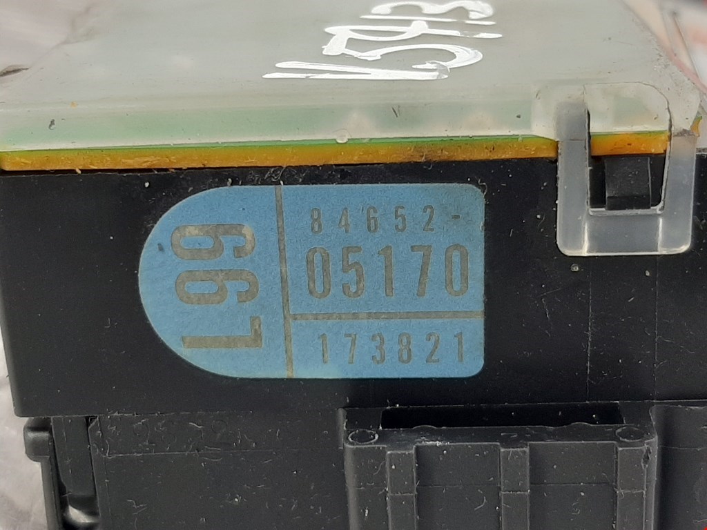 Переключатель стеклоочистителя TOYOTA Avensis 2003-2008