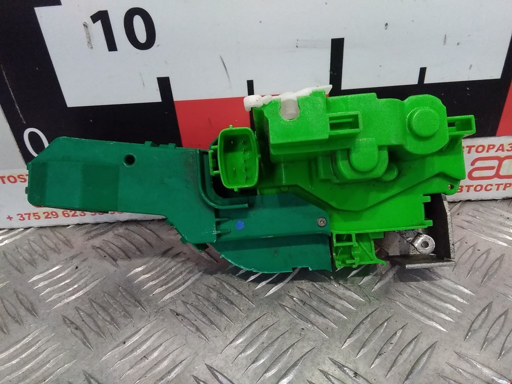 Замок двери передней правой ALFA ROMEO MiTo 2008-2018