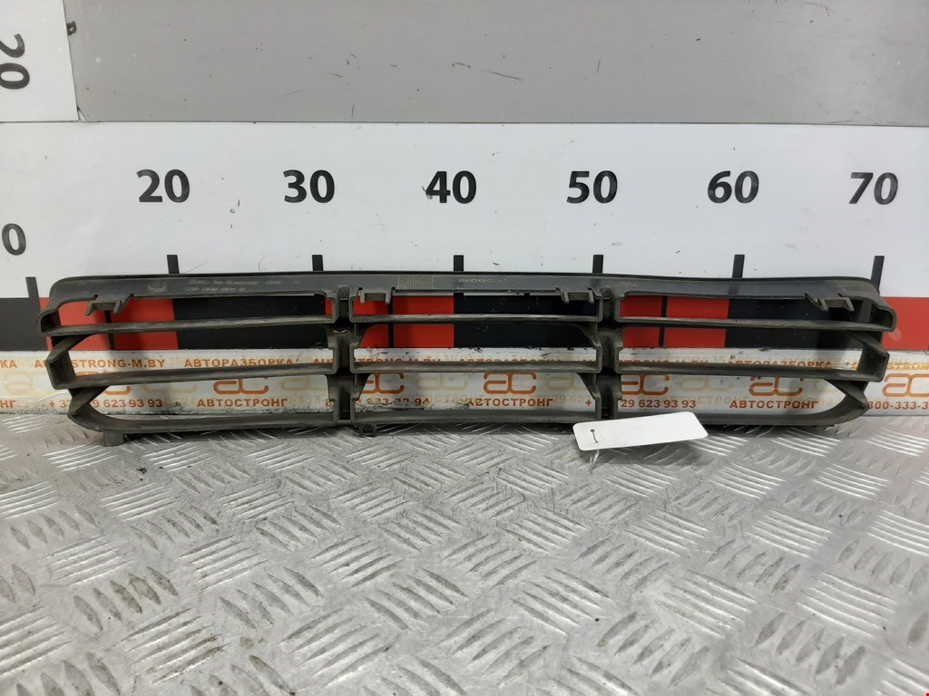 Решетка в бампер VOLKSWAGEN Bora 1998-2005