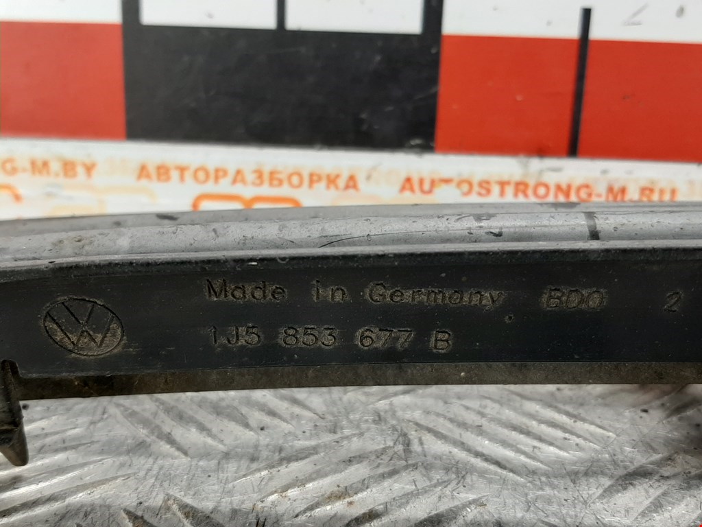 Решетка в бампер VOLKSWAGEN Bora 1998-2005