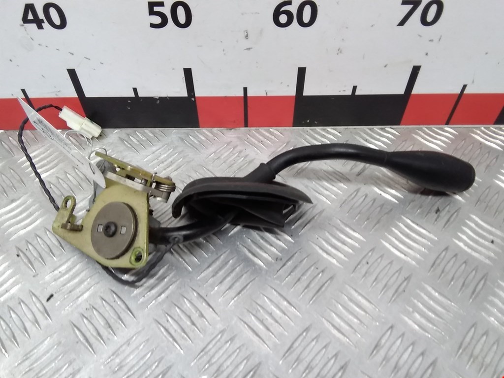 Кулиса (селектор) АКПП/МКПП в салоне DODGE Durango II 2003-2009