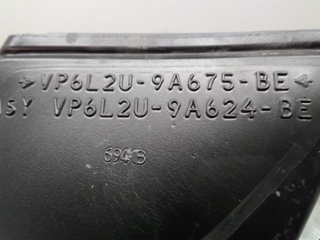 Патрубок воздушного фильтра FORD Explorer 2006-2010