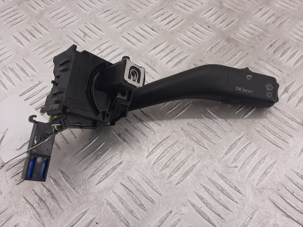 Переключатель стеклоочистителя VOLKSWAGEN Golf V 2003-2009