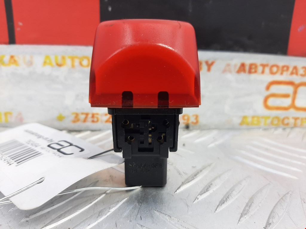 Кнопка аварийной сигнализации (аварийки) NISSAN Micra K12 2003-2010