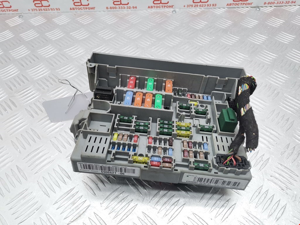 Датчик уровня в бачок омывателя BMW 3er E90/E91 2005-2012