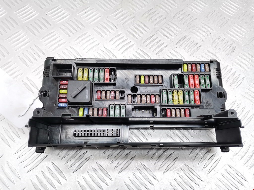 Датчик уровня в бачок омывателя BMW 5er 5 серия F10/F11/F07 2009-2017