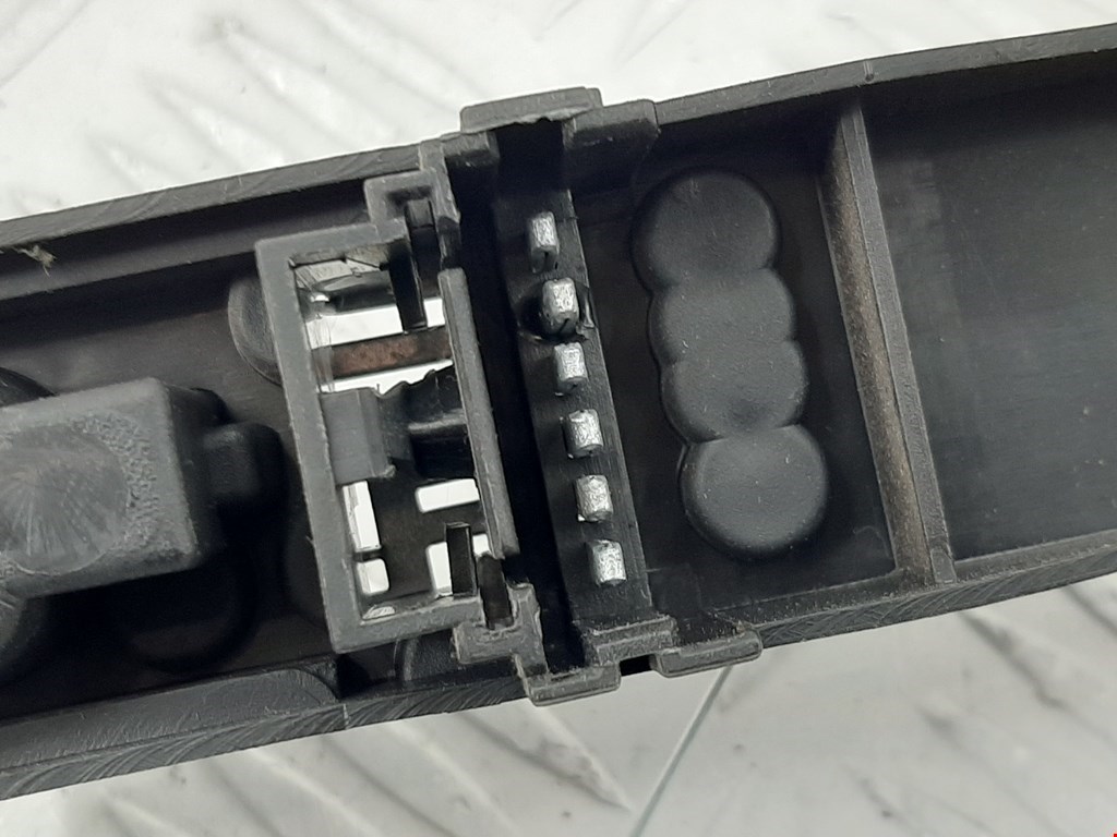 Фонарь задний правый RENAULT Kangoo 1997-2008