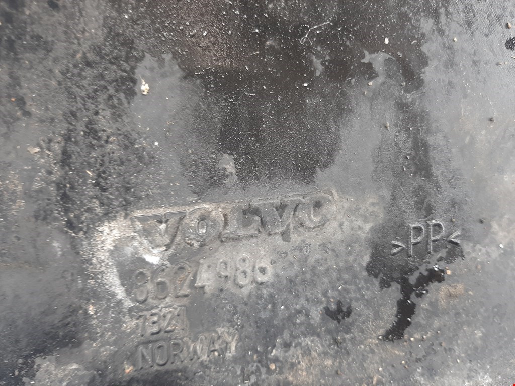 Воздухозаборник (наружный) VOLVO XC90 2002-2014