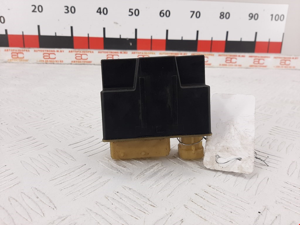 Блок управления вентилятором Citroen C4 Picasso 1 (2006-2013)