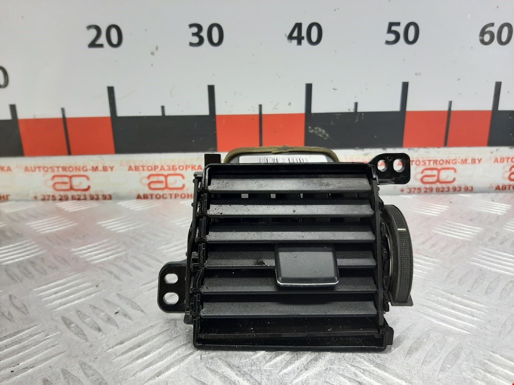 Дефлектор воздушный TOYOTA Auris E150 2006-2012