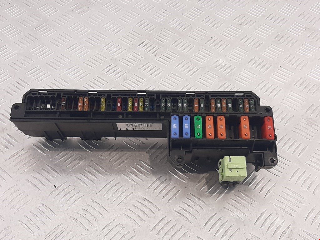 Датчик уровня в бачок омывателя BMW 5er 5 серия E60/E61 2003-2010