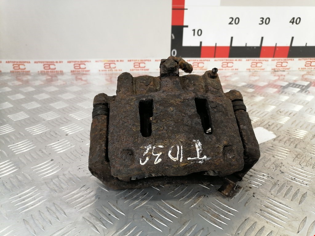 Суппорт передний правый FORD Explorer 1995-2001