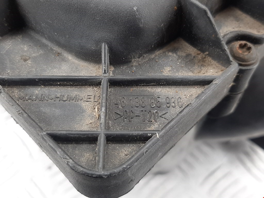 Корпус воздушного фильтра OPEL Zafira B 2005-2012