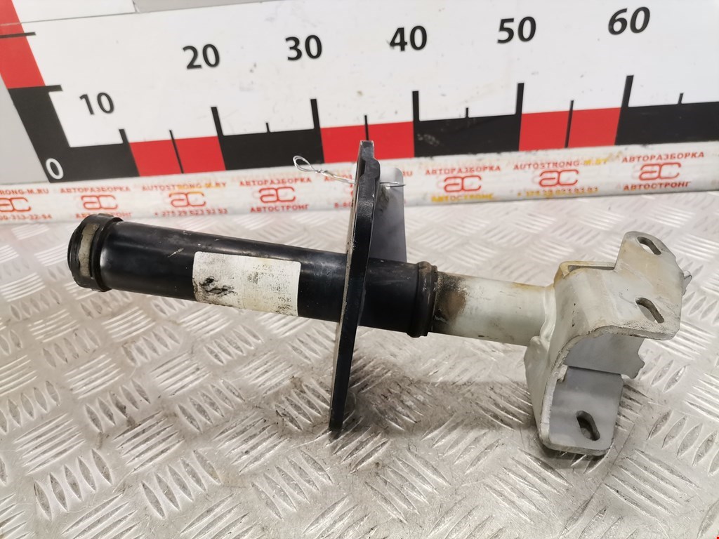 Отбойник бампера передний левый Audi A6 C6 (2004-2011)