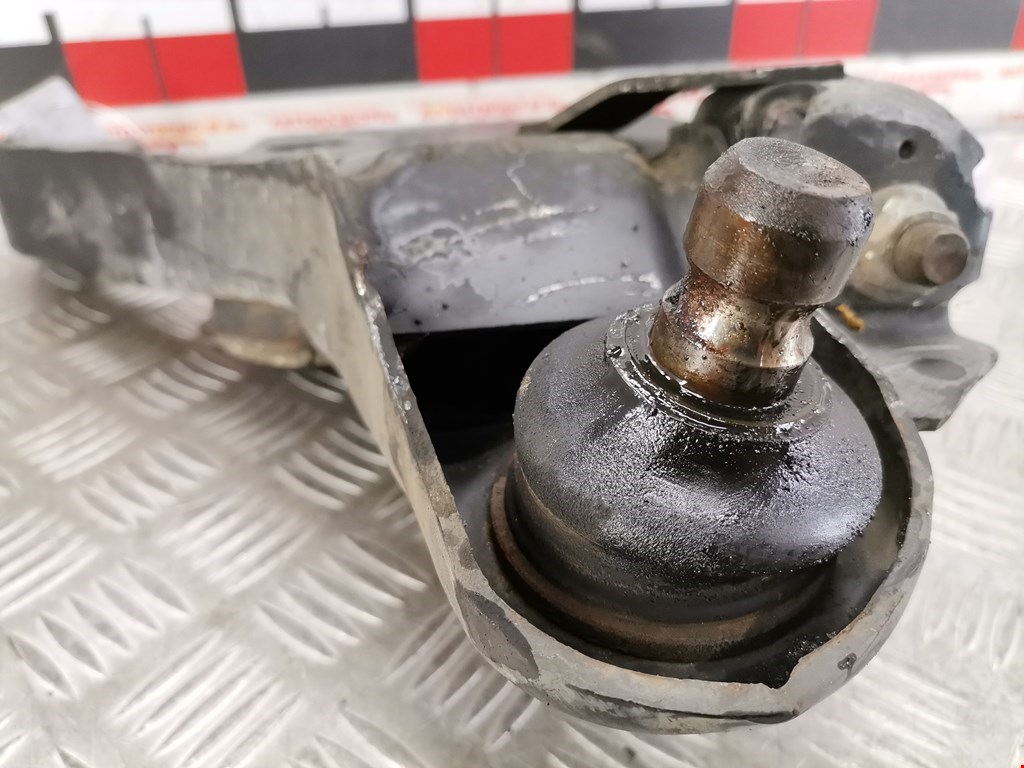 Рычаг передний левый NISSAN Pathfinder R51M 2004-2014