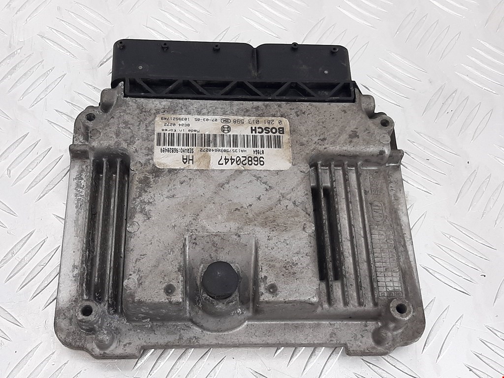 Блок управления двигателя (ЭБУ) DAEWOO Nubira 2003-2007