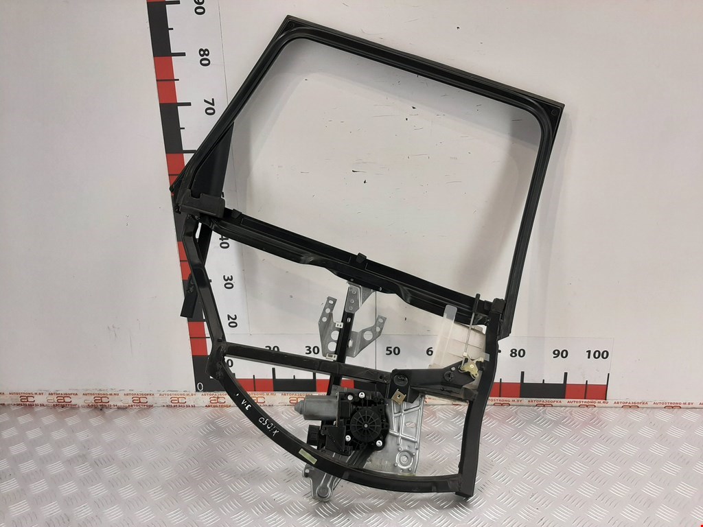 Стеклоподъемник задний левый AUDI A4 B5 1995-2001