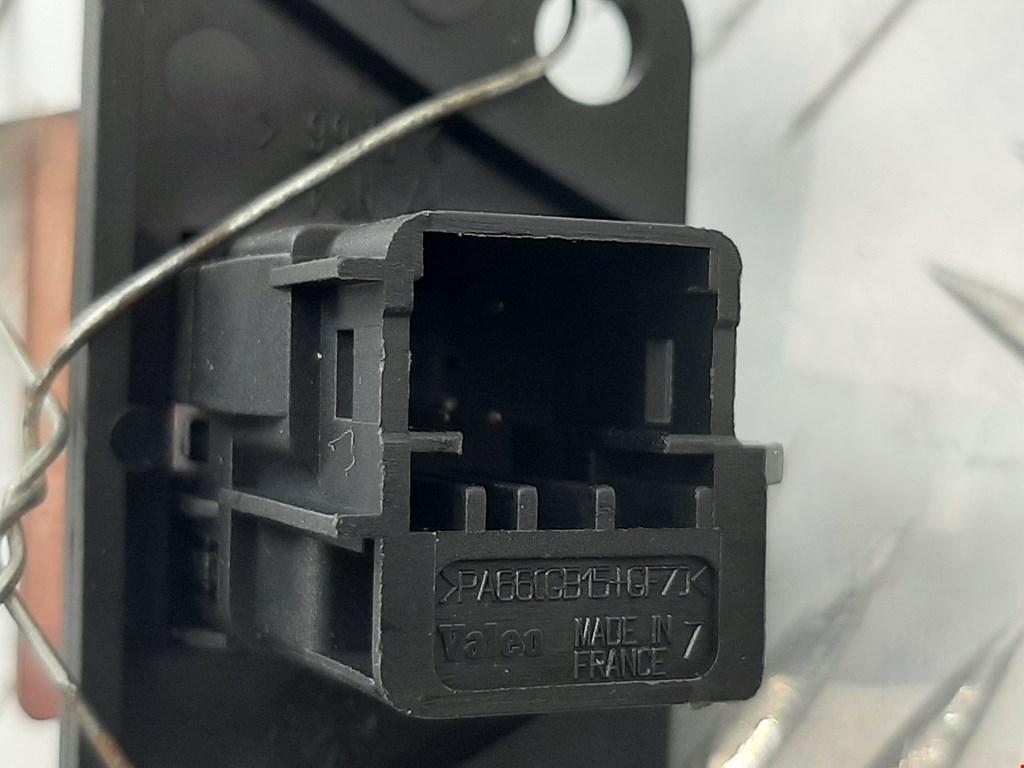 Кнопка аварийной сигнализации (аварийки) PEUGEOT 307 2001-2008