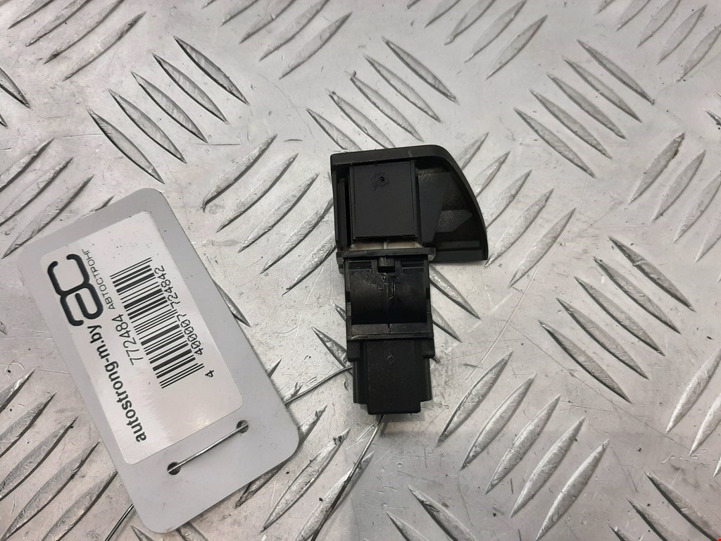 Кнопка центрального замка PEUGEOT 307 2001-2008