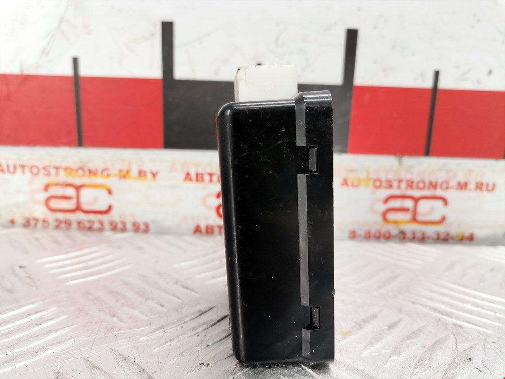 Блок управления центральным замком HYUNDAI Santa Fe CM 2005-2012