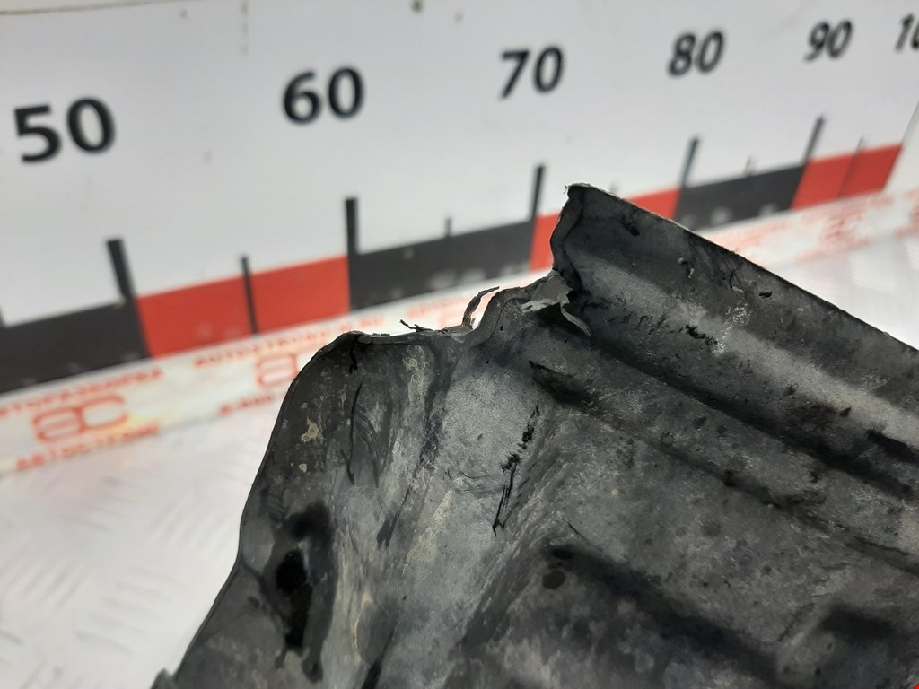 Локер (подкрылок) передний левый INFINITI M 2005-2010