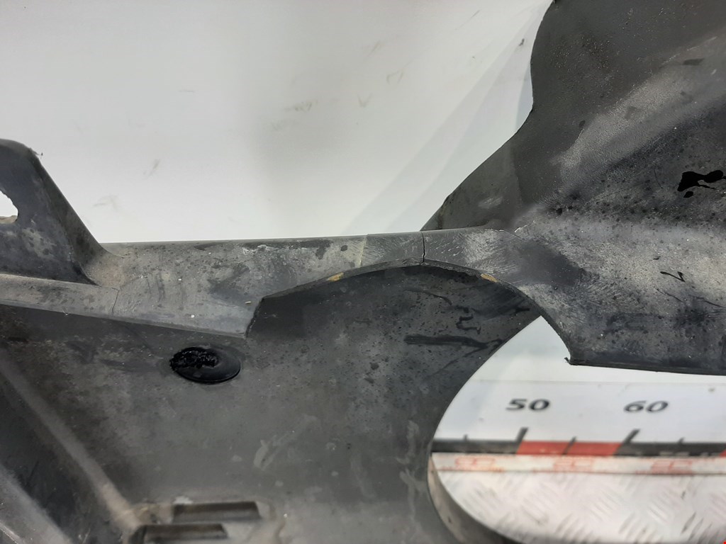 Диффузор (кожух) вентилятора CHEVROLET TrailBlazer 2001-2008